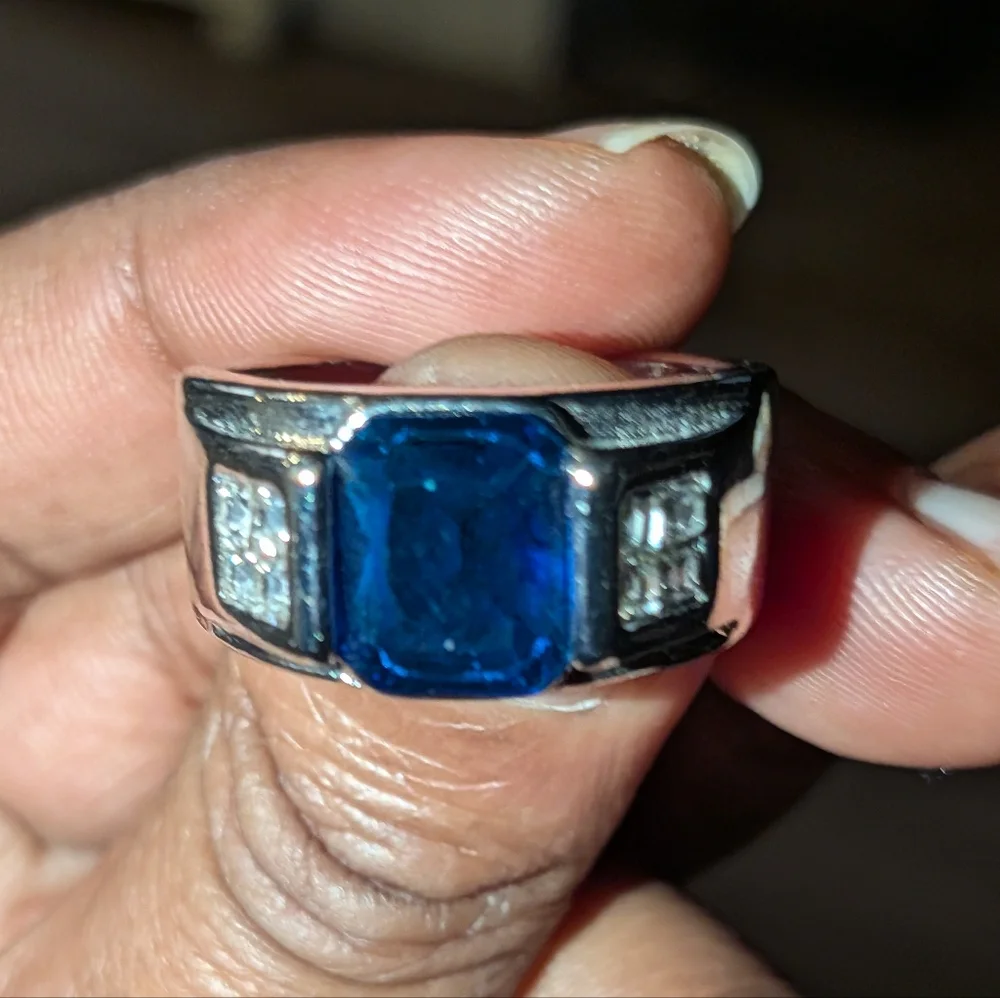 Men's Elegant Ring with Blue Gemstone Sz 10